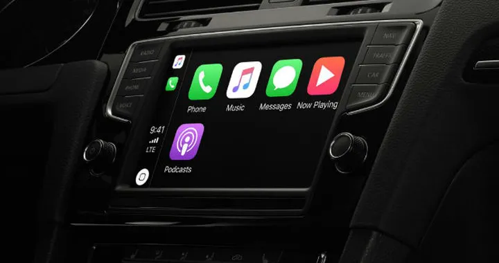Apple CarPlay: ora arriva anche WhatsApp