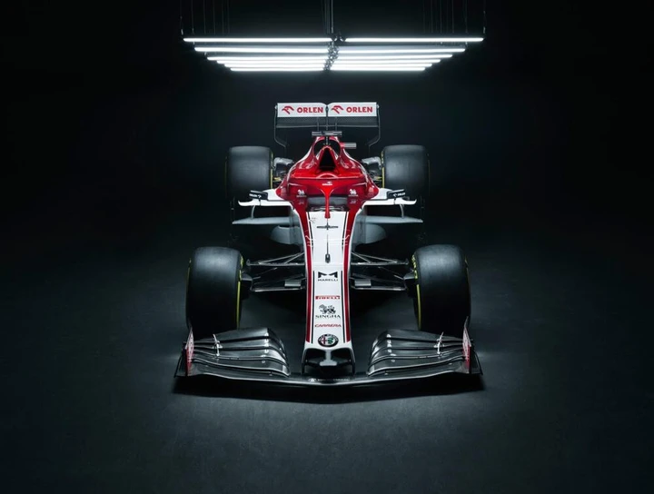 F1, Alfa Romeo C39: immagini ufficiali