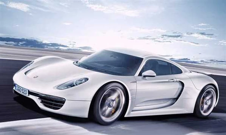 Porsche: una coupé su base Panamera?