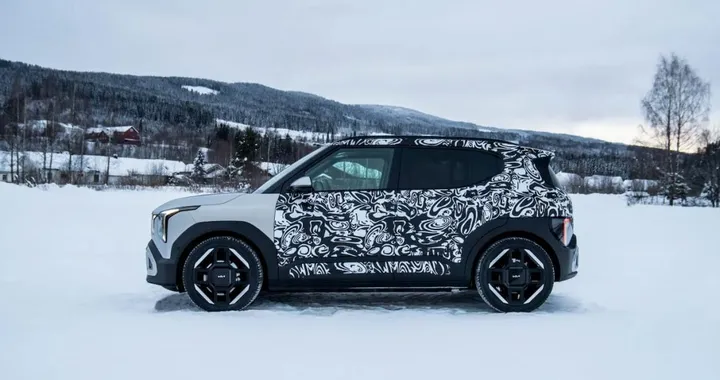 Kia EV2 resiste a –31°C: 310 km nel test invernale norvegese
