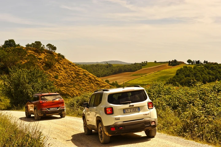 Jeep: in off-road con Renegade Trailhawk e Wrangler Rubicon Unlimited