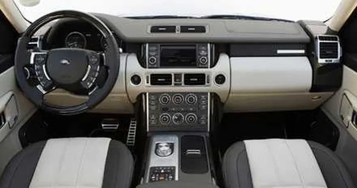 Range Rover Vogue 2011: l'evoluzione del lusso