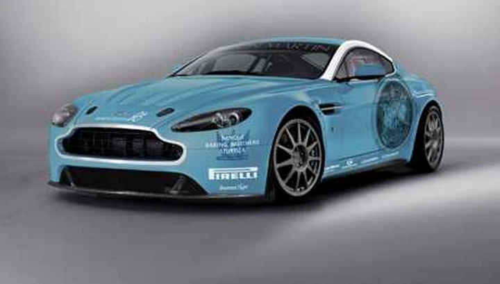 Aston Martin Vantage V12: debutto alla 24 Ore del Nurburgring