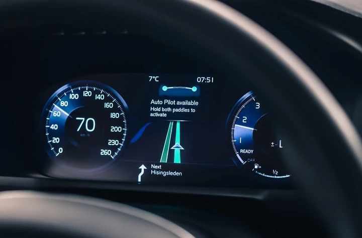 Uber: via al progetto di guida autonoma