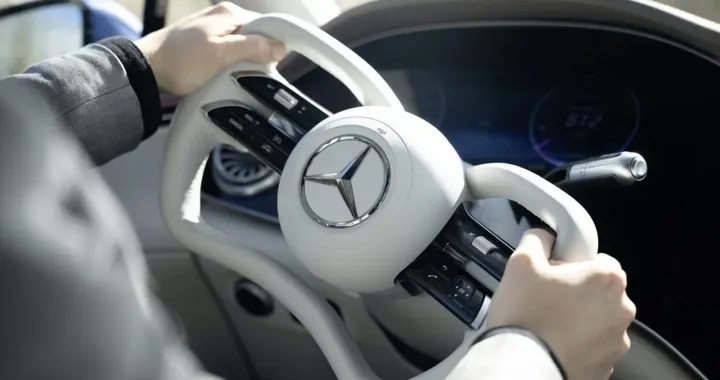Mercedes rivoluziona la guida con il sistema Steer by Wire