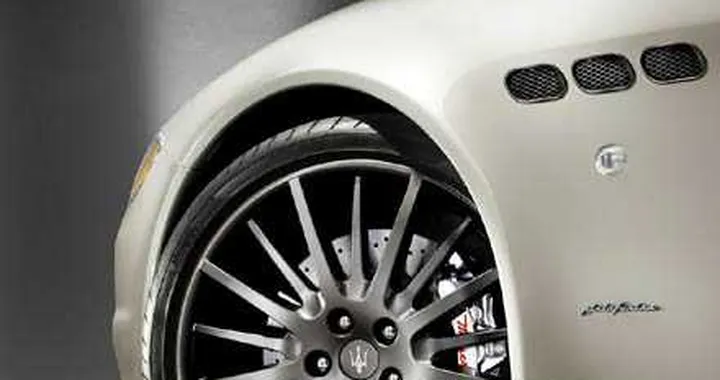 Maserati  Quattroporte 2012: più leggera e 4x4