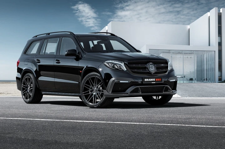 Mercedes GLS by Brabus, le immagini ufficiali
