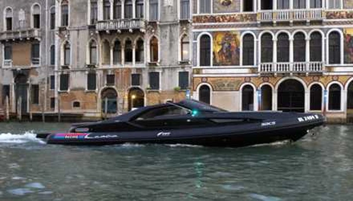 La lancia di Lancia alla Mostra di Venezia