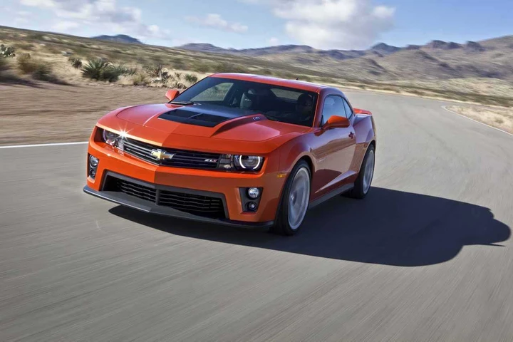Chevrolet Camaro ZL1, nuove foto ufficiali