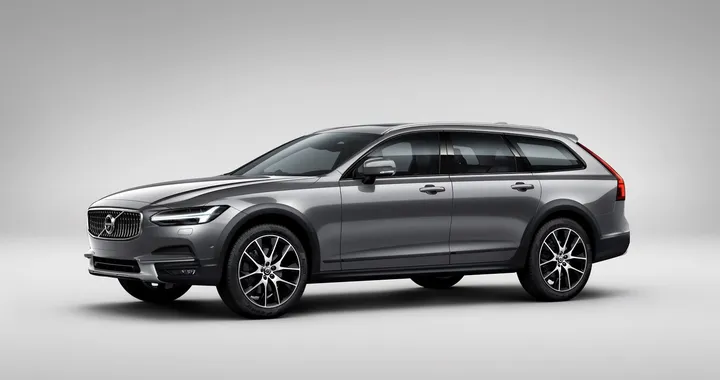 Volvo: arriva la V90 Cross Country