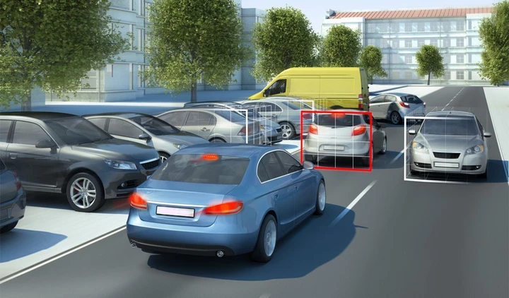 Frenata d'emergenza automatica, in USA obbligatoria dal 2022