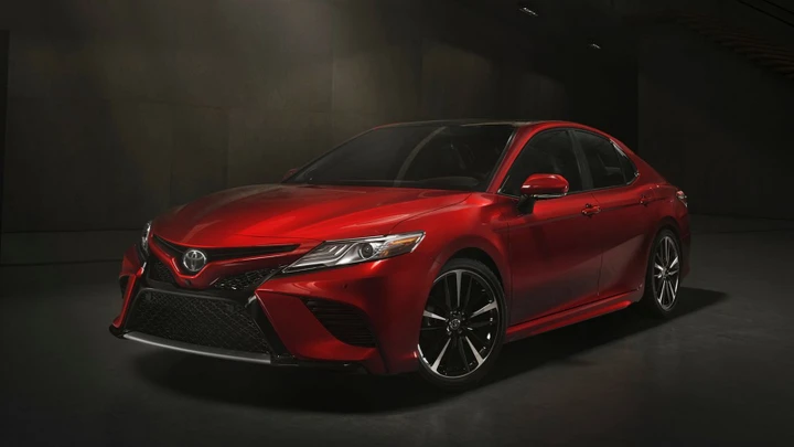 Nuova Toyota Camry: pronta ad emozionare