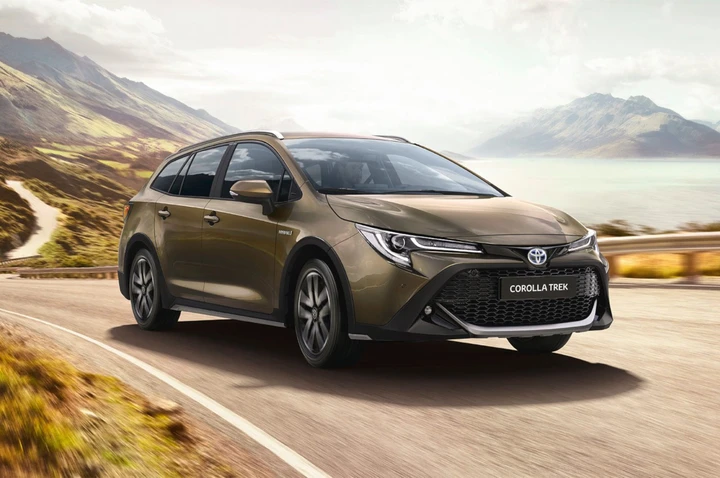 Toyota Corolla Trek: immagini ufficiali