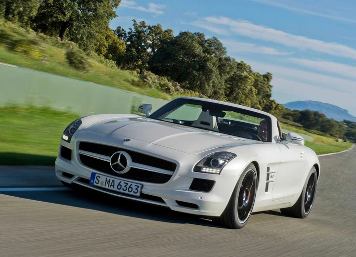 Mercedes SLS AMG Roadster, nuove immagini ufficiali