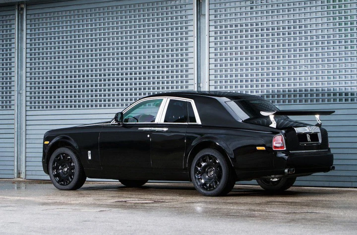 Suv Rolls-Royce: i primi collaudi con la 