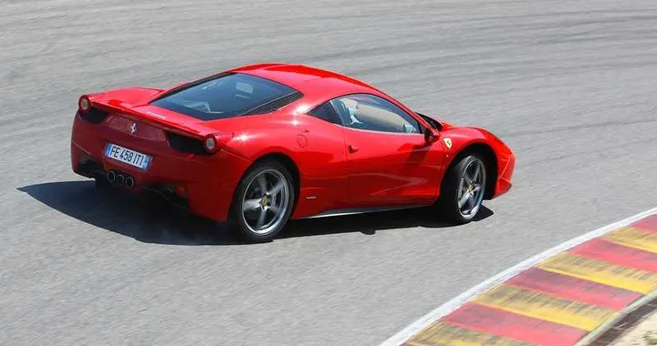 Ferrari 458 Scuderia: si chiamerà Montecarlo?