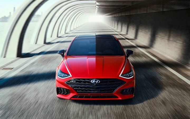Hyundai Sonata N Line: immagini ufficiali