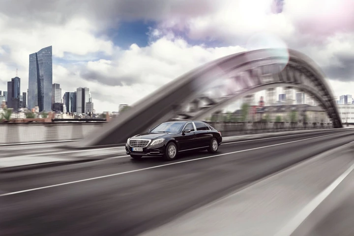 Mercedes S600 Maybach Guard: immagini ufficiali