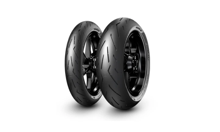 Pirelli Diablo Rosso Corsa II, una gomma da pista per la strada