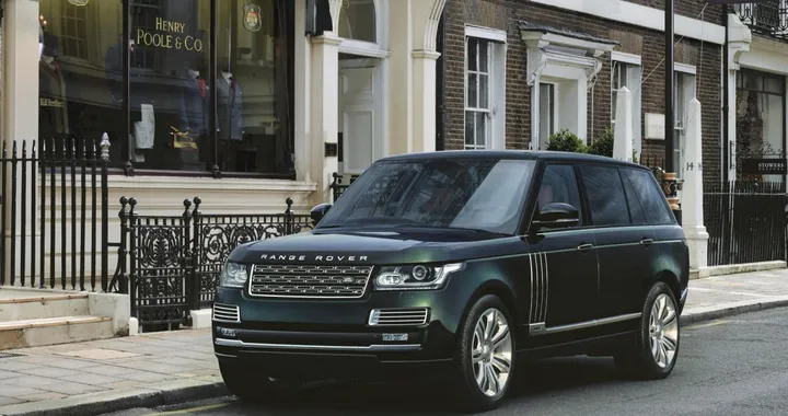 Range Rover: allo studio una rivale della Bentayga?