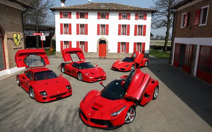 Ferrari: F40, F50, Enzo e LaFerrari insieme a Fiorano