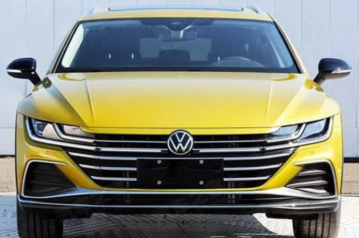 Volkswagen Arteon Shooting Brake 2020: prime immagini