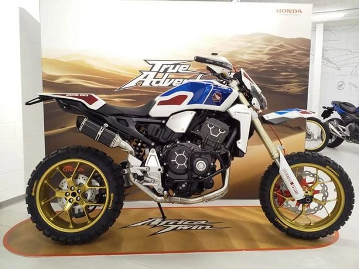 Africa Four: modello speciale su base Honda CB1000R