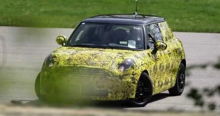 La nuova Mini sarà anche a cinque porte?