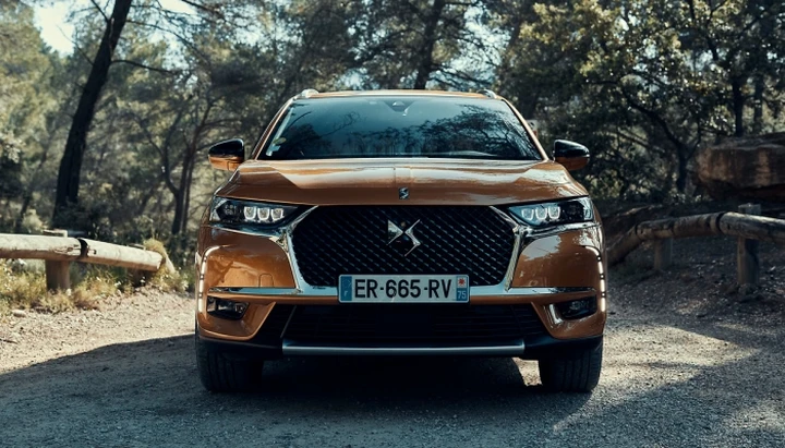 DS 7 Crossback, debutta l’Advanced Traction Control: immagini ufficiali