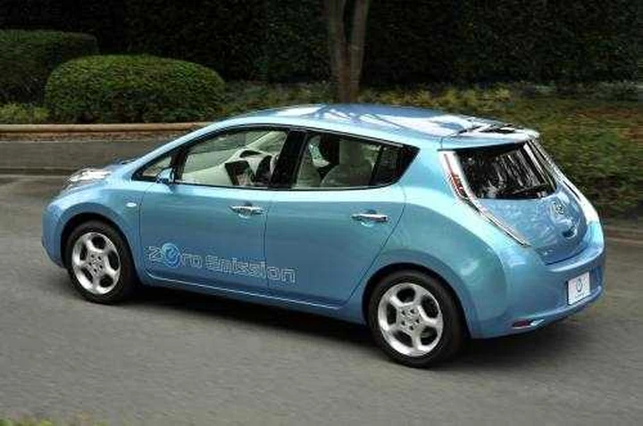 Usa: volano le prenotazioni della Nissan Leaf