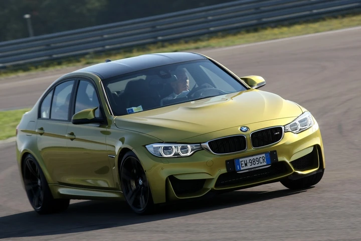 BMW M3 2014, test drive in pista