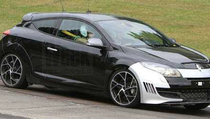 Che super Renault Mégane al Nurburgring!