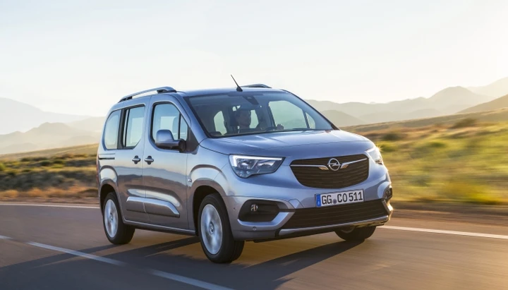 Nuovo Opel Combo Life: prezzi da 21.400 euro