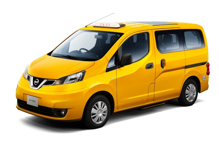 Nissan NV200 Taxi: nuove foto ufficiali