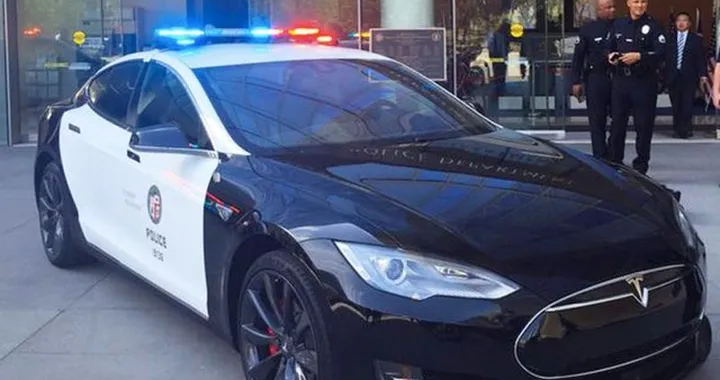 La polizia di Los Angeles viaggia in Tesla, ecco perché