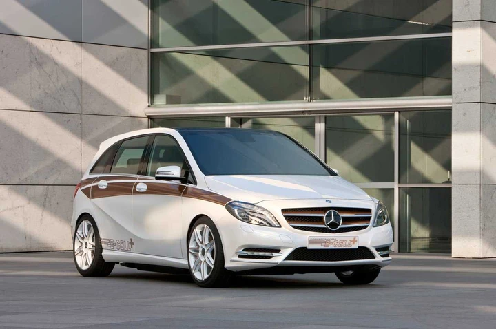 Mercedes Classe B E-Cell Plus Concept