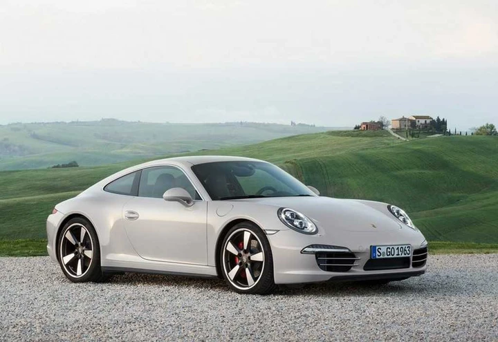 Porsche 911, edizione per i 50 anni