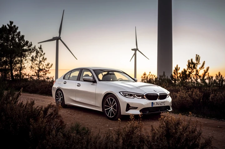 Bmw, novità per Ginevra 2020: immagini ufficiali