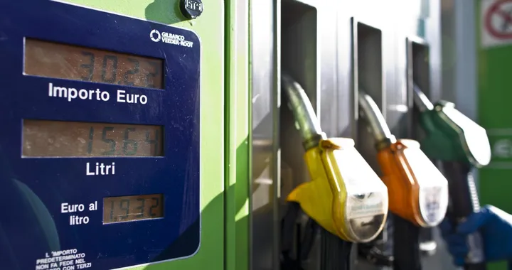 Distributori, il crollo delle vendite farà chiudere fino a 3 mila stazioni