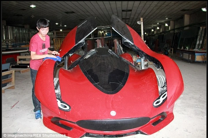 Giovane cinese costruisce una supercar con solo 4500 euro