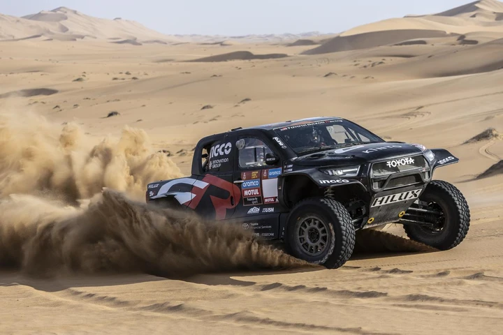 Toyota GR DKR Hilux EVO T1U: tutto pronto per il Rally Dakar 2024 e il W2RC