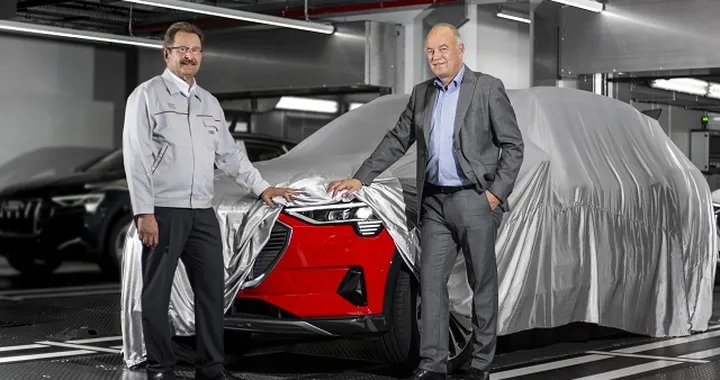 Audi e-tron: prodotto il primo esemplare