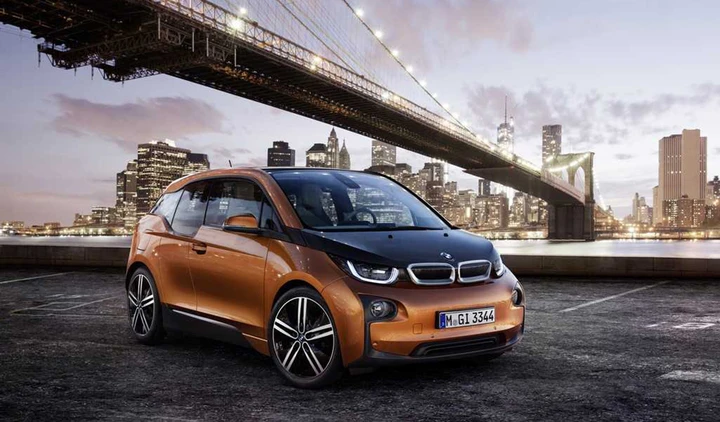 Bmw i3: in California 1.000 dollari a chi ne posticipa la carica
