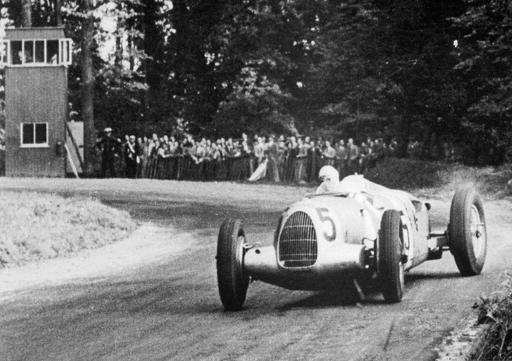 Auto union, una riproduzione fedele