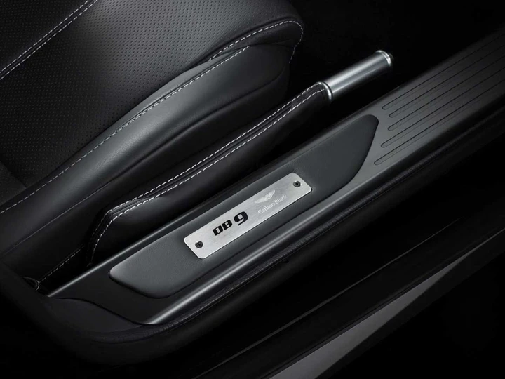 Aston Martin DB9: 3 nuove edizioni speciali