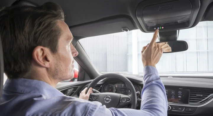 Opel: nuove funzionalità OnStar con hotspot WiFi 4G