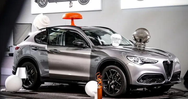 Alfa Romeo B-Tech: stile brunito e tanta tecnologia
