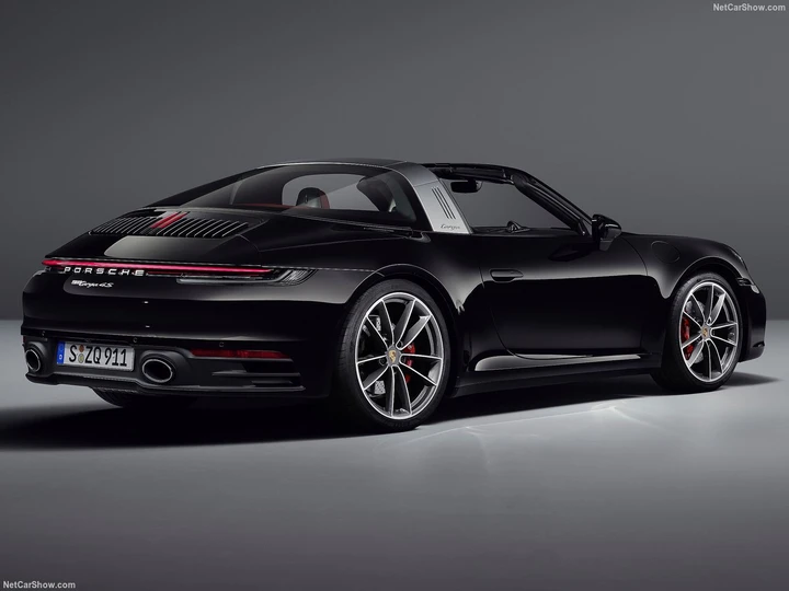 Nuova Porsche 911 Targa 2020: immagini ufficiali