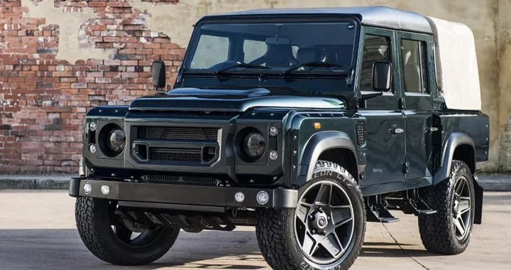 Land Rover Defender Chelsea Wide Track by Kahn Design