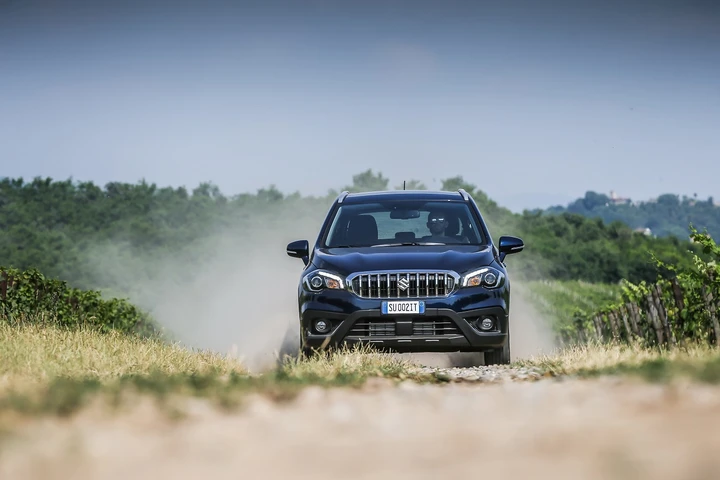 Suzuki S-CROSS 2016